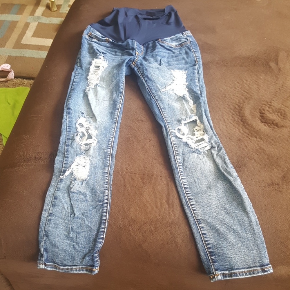 Maternity skinny jeans